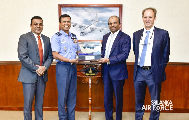 SLAF SIGNS THE
MEMORANDUM UNDERSTANDING (MOU) WITH SRI LANKAN AIRLINES