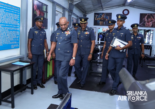 COMMANDER'S INSPECTION OF SLAF STATION MORAWEWA