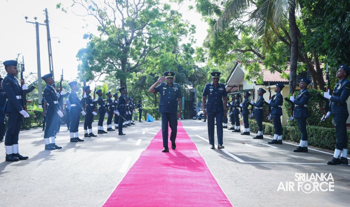 COMMANDER'S INSPECTION OF SLAF STATION MORAWEWA