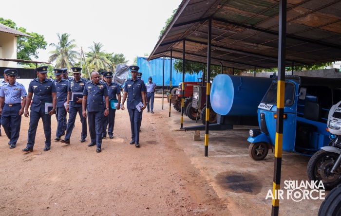 COMMANDER'S INSPECTION OF SLAF STATION MORAWEWA