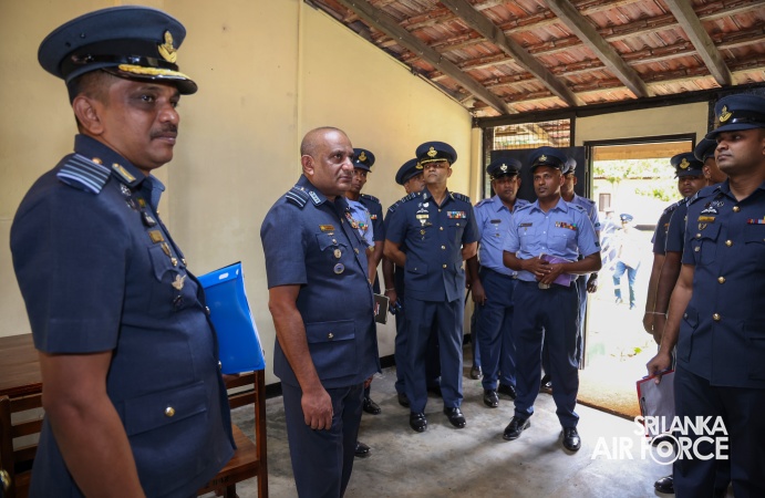COMMANDER'S INSPECTION OF SLAF STATION MORAWEWA