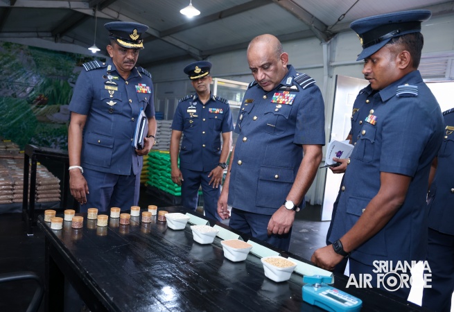 COMMANDER'S INSPECTION OF SLAF STATION MORAWEWA