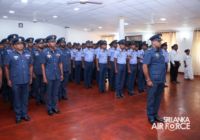 COMMANDER'S INSPECTION OF SLAF STATION MORAWEWA