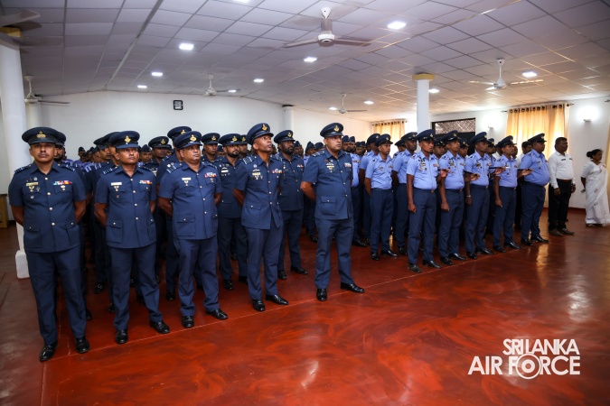 COMMANDER'S INSPECTION OF SLAF STATION MORAWEWA