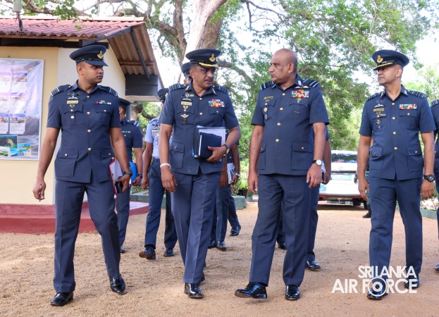 COMMANDER'S INSPECTION OF SLAF STATION MORAWEWA