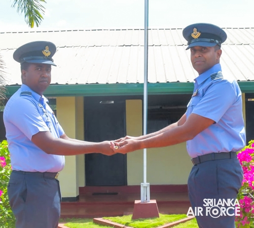 CHANGE OF COMMAND AT NO 2 MTR&OW SLAF BASE VAVUNIYA