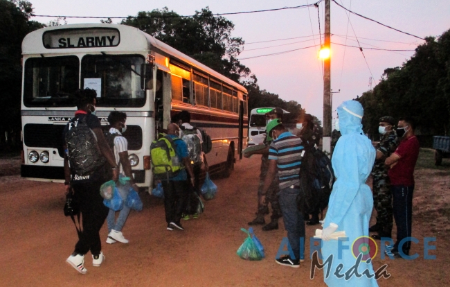 136 Civilians Quarantined at SLAF Quarantine Centre Mullaitivu Released