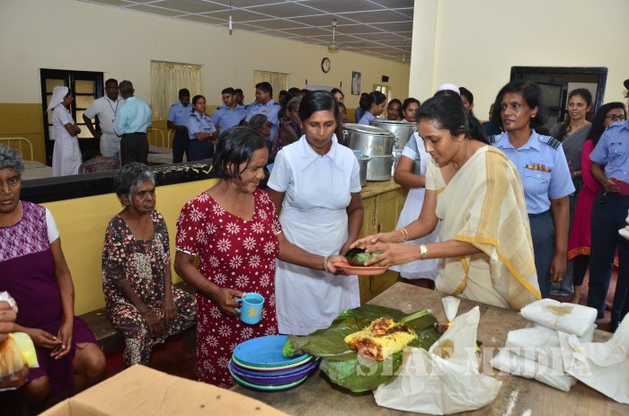Visit to Ward no. 3 of Mulleriyawa Hospital