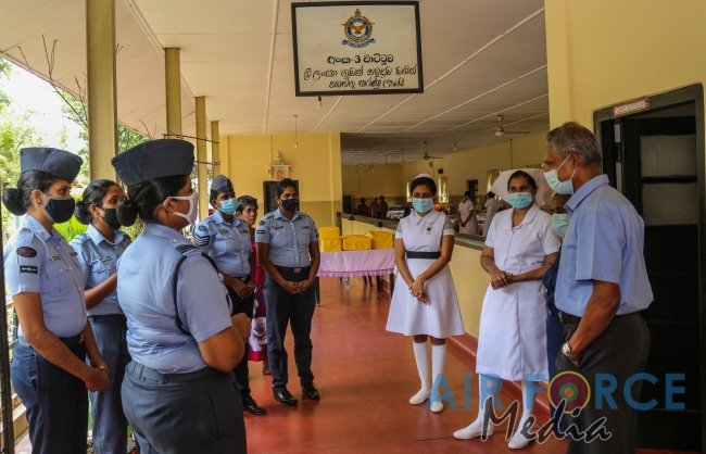 SLAF TTS Ekala Visits Ward No 3 of Mulleriyawa Hospital