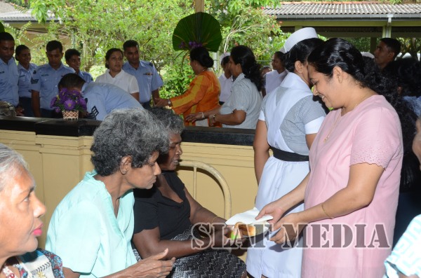 Taking the time to Care: SLAF Seva Vanitha Visits Mulleriyawa