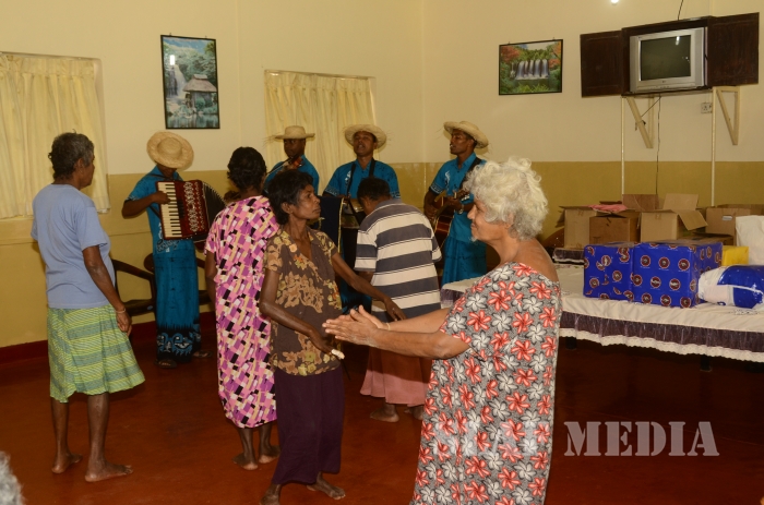 SLAF SVU Visits Ward No 03 of Mulleriyawa Hospital