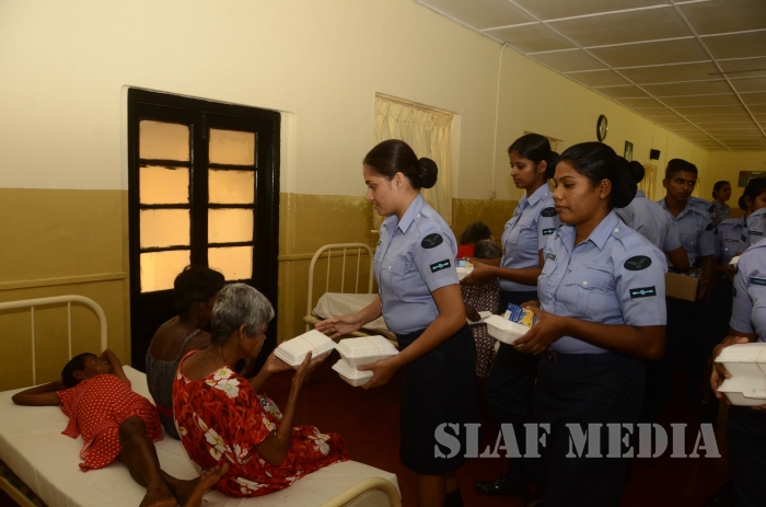 SLAF SVU Visits Ward No 03 of Mulleriyawa Hospital