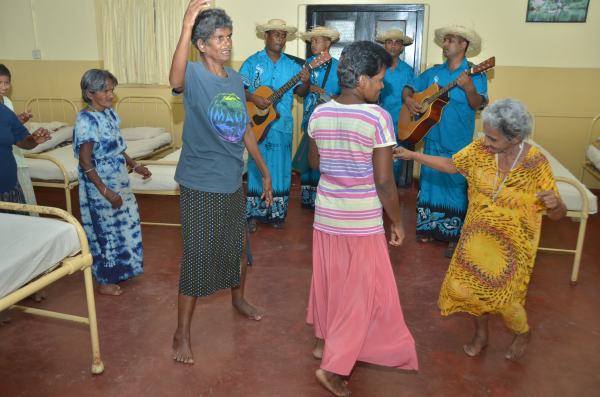 Visit to
Ward no. 3 of Mulleriyawa Hospital