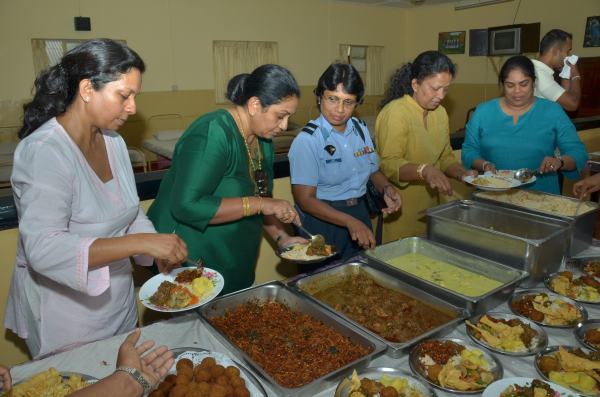 Visit to
Ward no. 3 of Mulleriyawa Hospital
