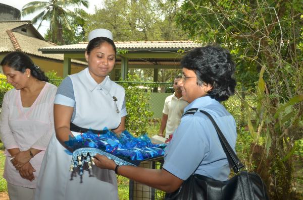 Visit to
Ward no. 3 of Mulleriyawa Hospital