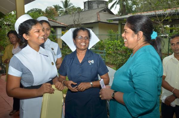 Visit to
Ward no. 3 of Mulleriyawa Hospital