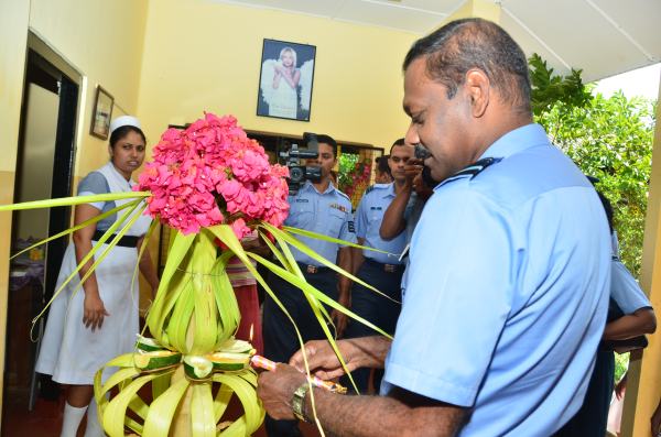 Visit to
Ward no. 3 of Mulleriyawa Hospital