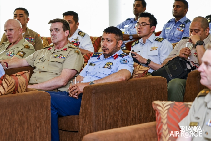 AUSTRALIAN DEFENCE COLLEGE DELEGATION VISITS AIR FORCE MUSEUM AT SRI LANKA AIR FORCE BASE RATHMALANA