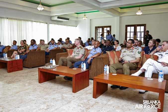 AUSTRALIAN DEFENCE COLLEGE DELEGATION VISITS AIR FORCE MUSEUM AT SRI LANKA AIR FORCE BASE RATHMALANA