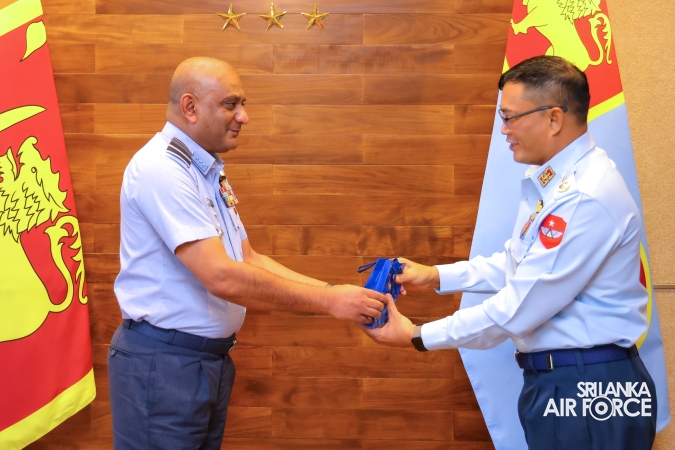MYANMAR AIR FORCE DELEGATION CALLS ON THE COMMANDER OF THE SRI LANKA AIR FORCE