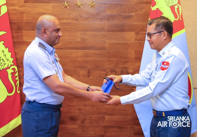 MYANMAR AIR FORCE DELEGATION CALLS ON THE COMMANDER OF THE SRI LANKA AIR FORCE