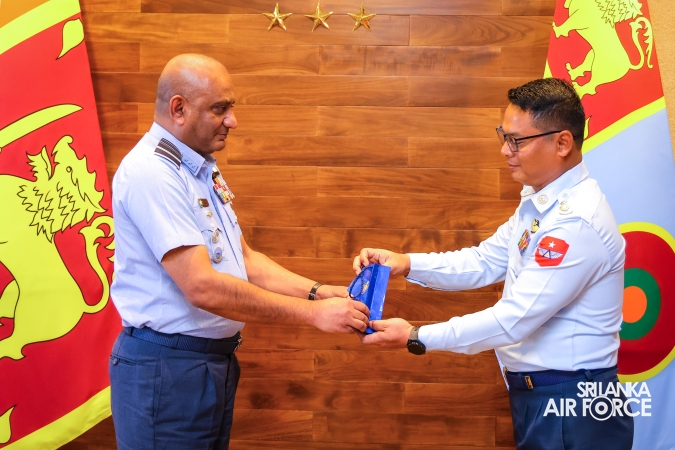 MYANMAR AIR FORCE DELEGATION CALLS ON THE COMMANDER OF THE SRI LANKA AIR FORCE