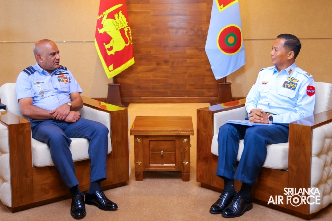 MYANMAR AIR FORCE DELEGATION CALLS ON THE COMMANDER OF THE SRI LANKA AIR FORCE