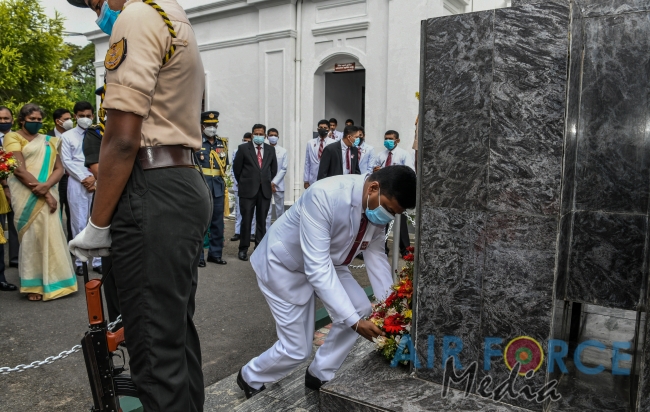 Commander Attends Nalanda Ranaviru Upahara 2020