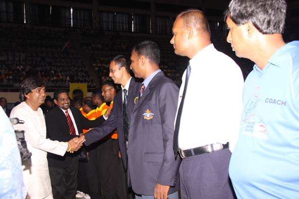 මන්චී සුපර් ලීග් පිරිමි වොලිබෝල් අනුශූරතාවය ගුවන් හමුදාවට... Thrilling Service Finals