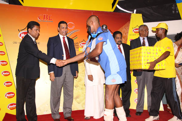 මන්චී සුපර් ලීග් පිරිමි වොලිබෝල් අනුශූරතාවය ගුවන් හමුදාවට... Thrilling Service Finals