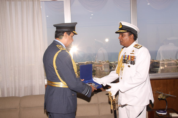 Navy Commander visits CDS