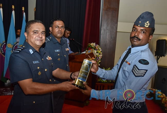 The Certificate Awarding Ceremony of Non Commissioned Officers’ Management Courses
