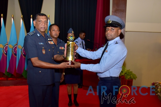 The Certificate Awarding Ceremony of the No. 08 English Medium and No. 79 Sinhala Medium Non Commissioned Officers’ Management