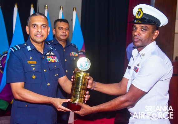 CERTIFICATE
AWARDING CEREMONY OF NO. 22 ENGLISH MEDIUM AND NO. 93 SINHALA MEDIUM
NON-COMMISSIONED OFFICERS' MANAGEMENT COURSES