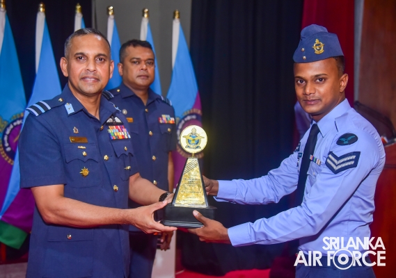 CERTIFICATE AWARDING CEREMONY OF NO. 22 ENGLISH MEDIUM AND NO. 93
SINHALA MEDIUM NON-COMMISSIONED OFFICERS' MANAGEMENT COURSES