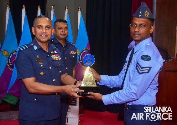 CERTIFICATE AWARDING CEREMONY OF NO. 22 ENGLISH MEDIUM AND NO. 93
SINHALA MEDIUM NON-COMMISSIONED OFFICERS' MANAGEMENT COURSES