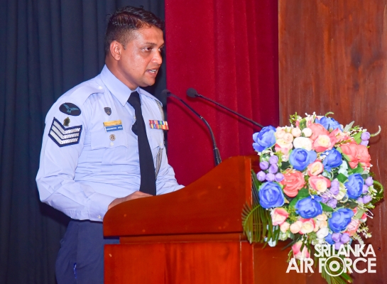 CERTIFICATE
AWARDING CEREMONY OF NO. 22 ENGLISH MEDIUM AND NO. 93 SINHALA MEDIUM
NON-COMMISSIONED OFFICERS' MANAGEMENT COURSES