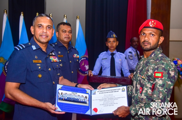 CERTIFICATE AWARDING CEREMONY OF NO. 22 ENGLISH MEDIUM AND NO. 93
SINHALA MEDIUM NON-COMMISSIONED OFFICERS' MANAGEMENT COURSES
