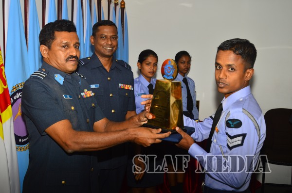 The Certificate
Awarding Ceremony of the no 63 Non Commissioned Officers’ Management
Course