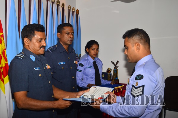 The Certificate
Awarding Ceremony of the no 63 Non Commissioned Officers’ Management
Course