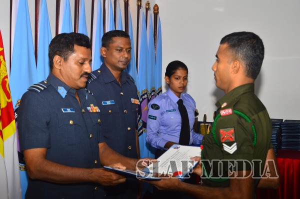 The Certificate
Awarding Ceremony of the no 63 Non Commissioned Officers’ Management
Course
