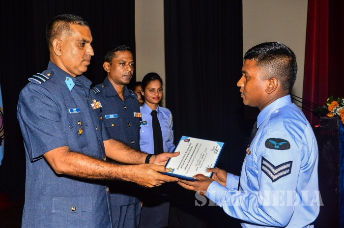 The certificate Awarding Ceremony of the No. 64th NCOs' course