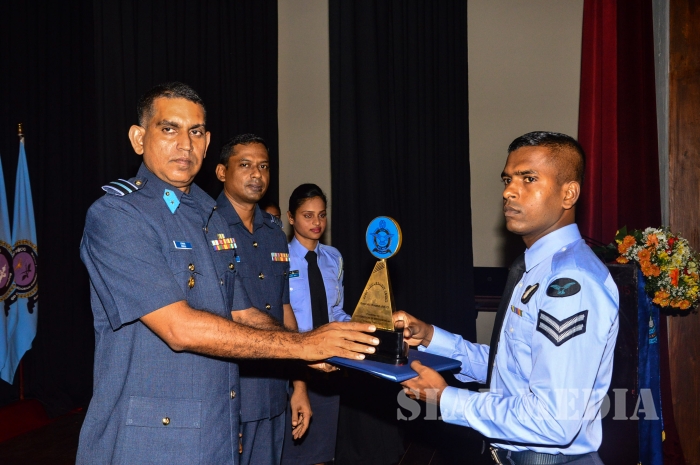 The certificate Awarding Ceremony of the No. 64th NCOs' course