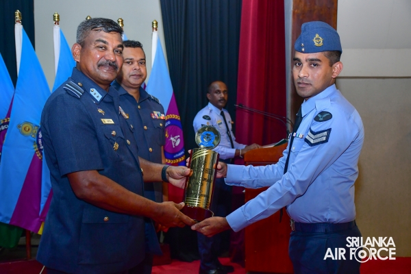 CERTIFICATE AWARDING CEREMONY FOR NO. 23 ENGLISH MEDIUM AND NO. 94 SINHALA MEDIUM NON-COMMISSIONED OFFICERS' MANAGEMENT COURSES