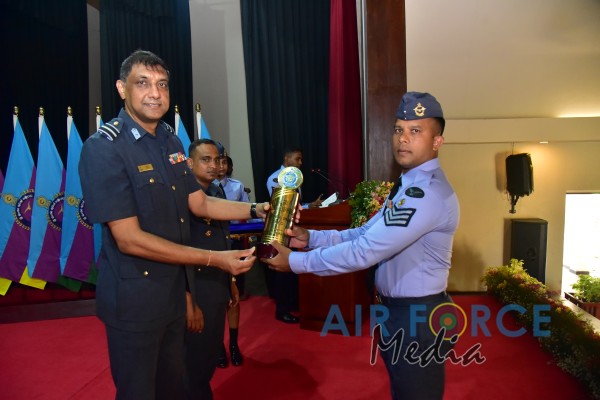 CERTIFICATE
AWARDING CEREMONY OF NON-COMMISSIONED OFFICERS’ MANAGEMENT COURSES