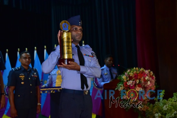 CERTIFICATE
AWARDING CEREMONY OF NON-COMMISSIONED OFFICERS’ MANAGEMENT COURSES