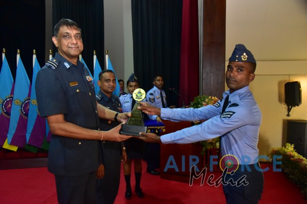 CERTIFICATE
AWARDING CEREMONY OF NON-COMMISSIONED OFFICERS’ MANAGEMENT COURSES