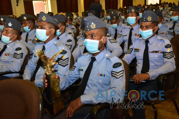 CERTIFICATE
AWARDING CEREMONY OF NON-COMMISSIONED OFFICERS’ MANAGEMENT COURSES