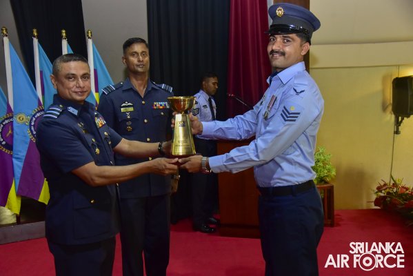 CERTIFICATE AWARDING CEREMONY OF NON COMMISSIONED OFFICERS’
MANAGEMENT COURSES