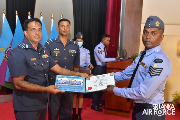 CERTIFICATE AWARDING CEREMONY OF NON COMMISSIONED OFFICERS’
MANAGEMENT COURSES